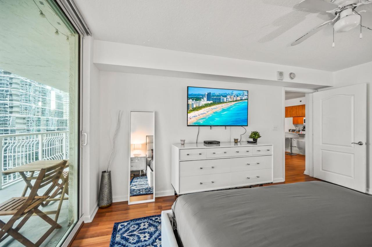 Luxurious 1Br High Rise Condo Brickell-Free Parking Miami Exterior photo